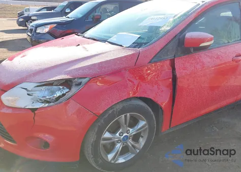 2013 Ford Focus Se z USA, uszkodzony, nr VIN 1FADP3K28DL186748